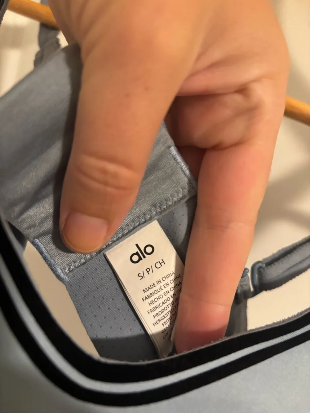 ALO Yoga gently used